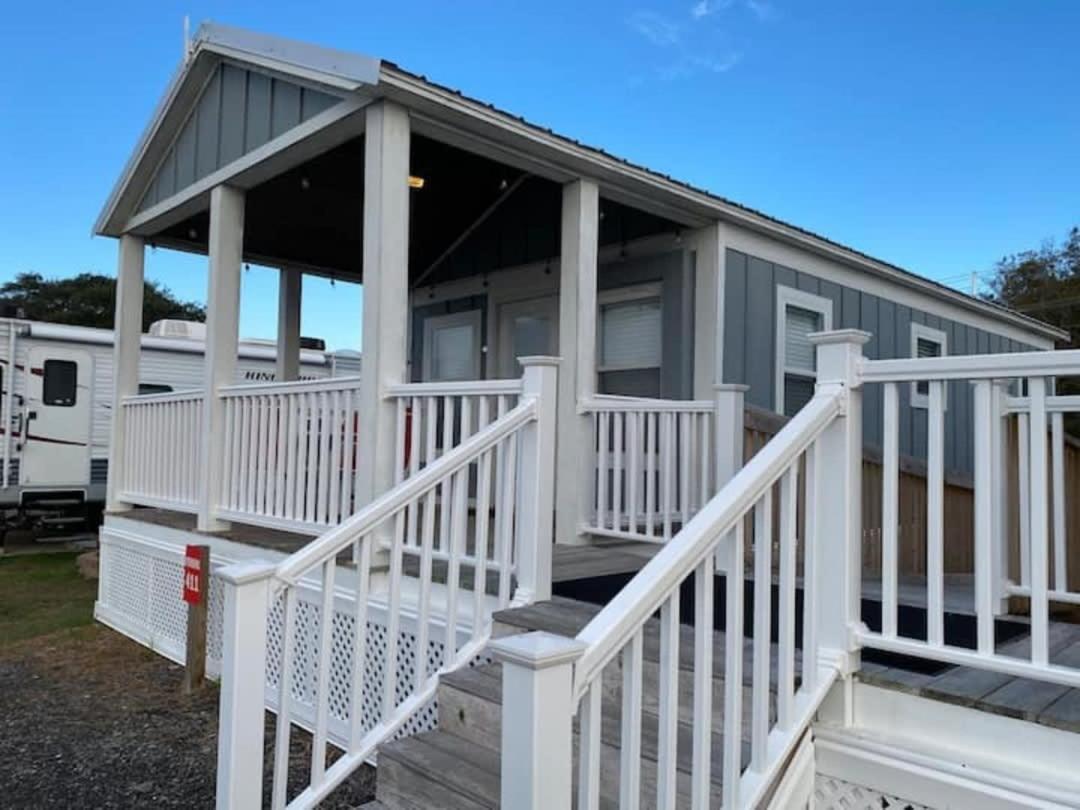 Surf City 2Br Park Home With Waterfront View And Parking 외부 사진